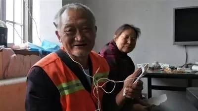 大爷最新爆料新闻,最新惊天新闻揭秘