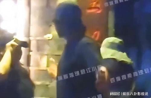狗仔爆料王源难追的视频,狗仔爆料揭秘难追背后的真相