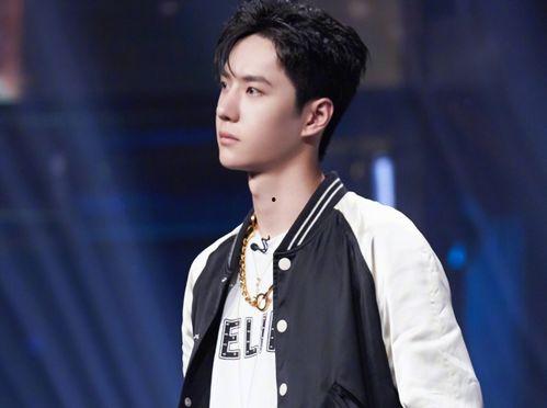 王一博新闻爆料最新消息,揭秘明星背后的故事与挑战