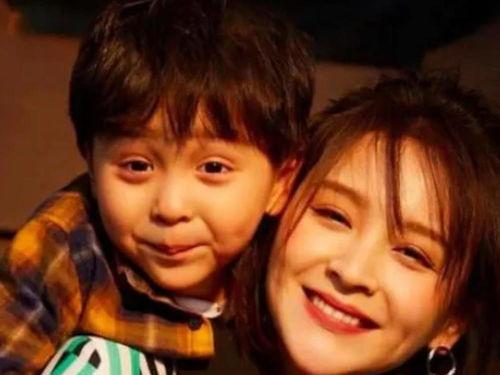 娱乐圈爆料俩娃,俩娃成焦点，星爸星妈甜蜜育儿记