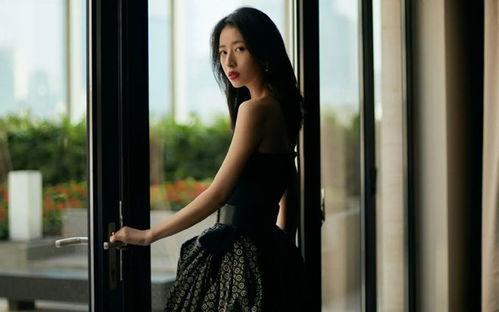 周雨彤娱乐爆料,揭秘明星幕后故事