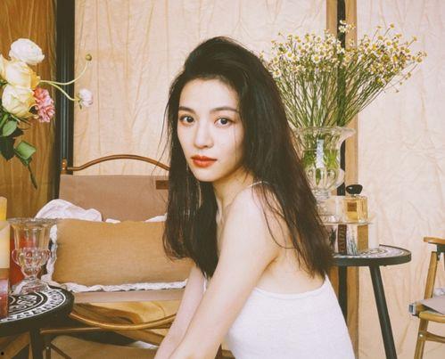 钟楚曦恋情爆料视频,视频揭秘明星甜蜜瞬间