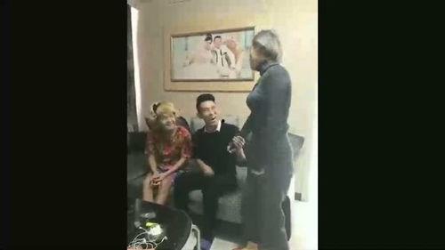 趣事搞笑爆料大全视频播放